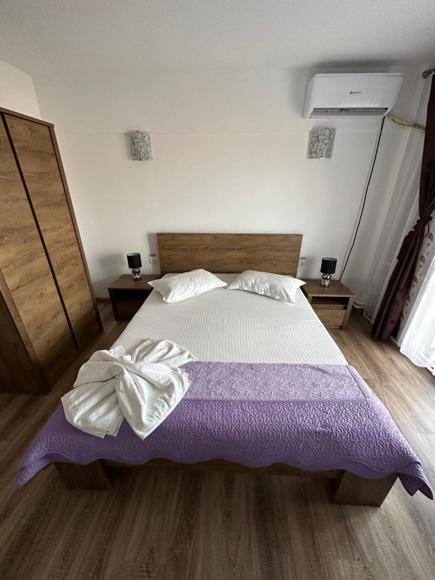 Agropensiuea Casa Uncu Hotell Murighiol Eksteriør bilde